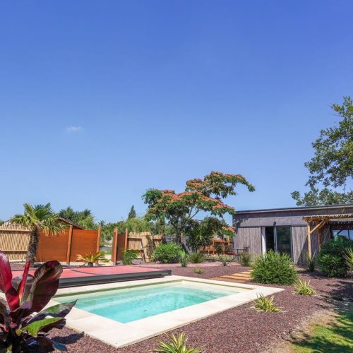 Lodge avec piscine et jardin privatifs à Fouesnant