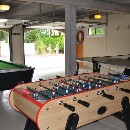 Billard, baby foot, table de ping pong